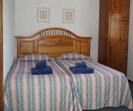 Pelican Shores Breezy Point Экстерьер фото
